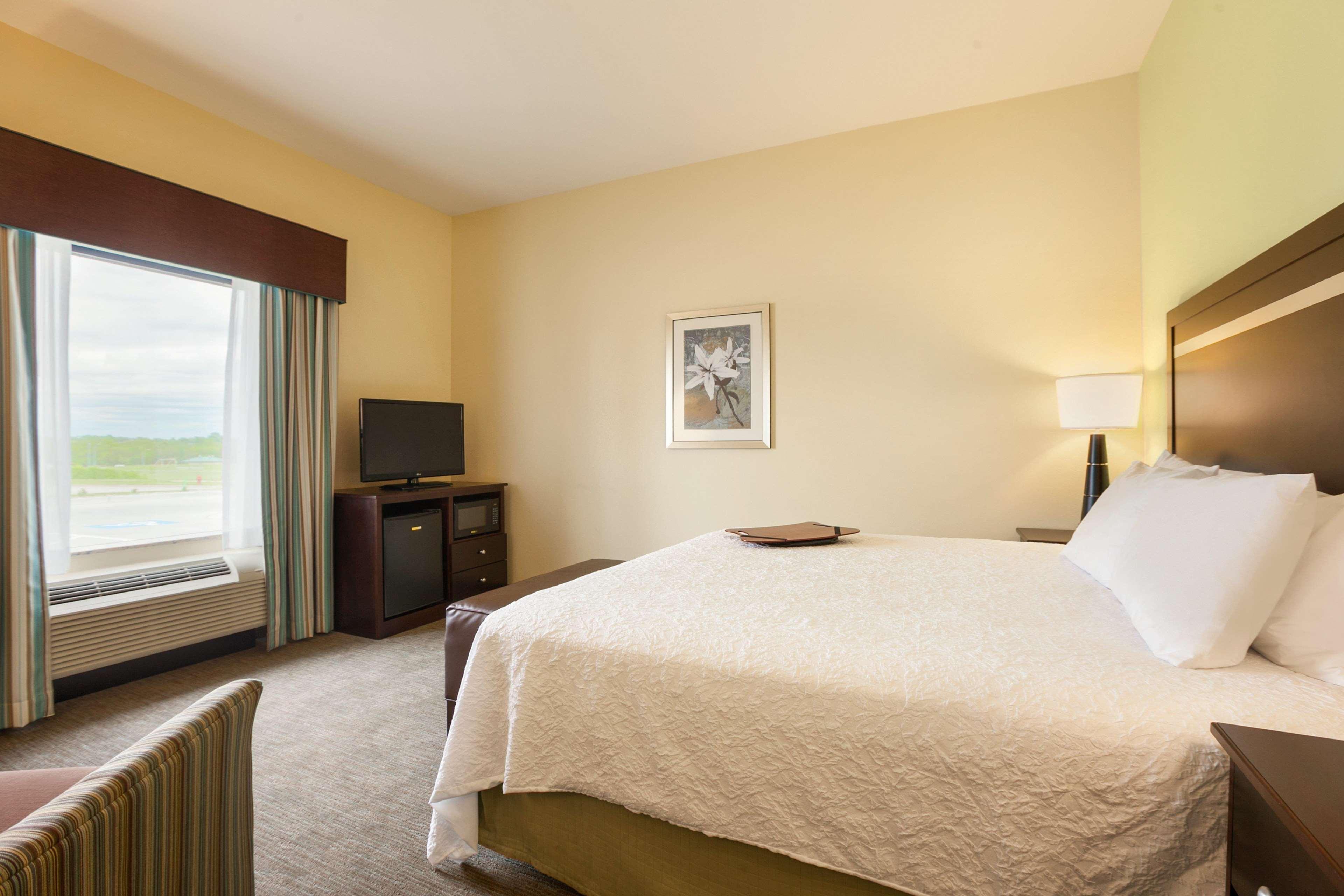 Hampton Inn Belton/Kansas City Екстериор снимка