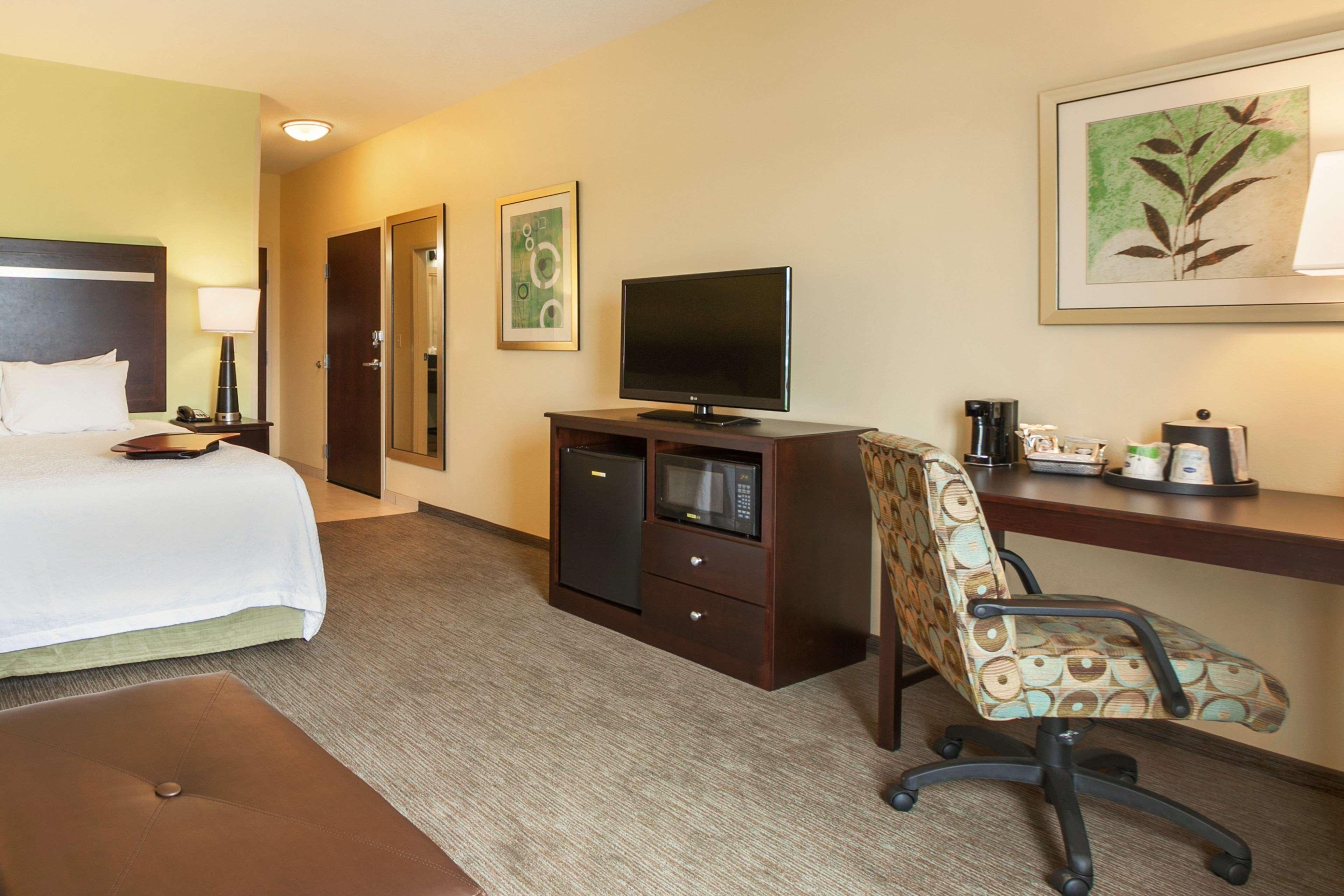 Hampton Inn Belton/Kansas City Екстериор снимка