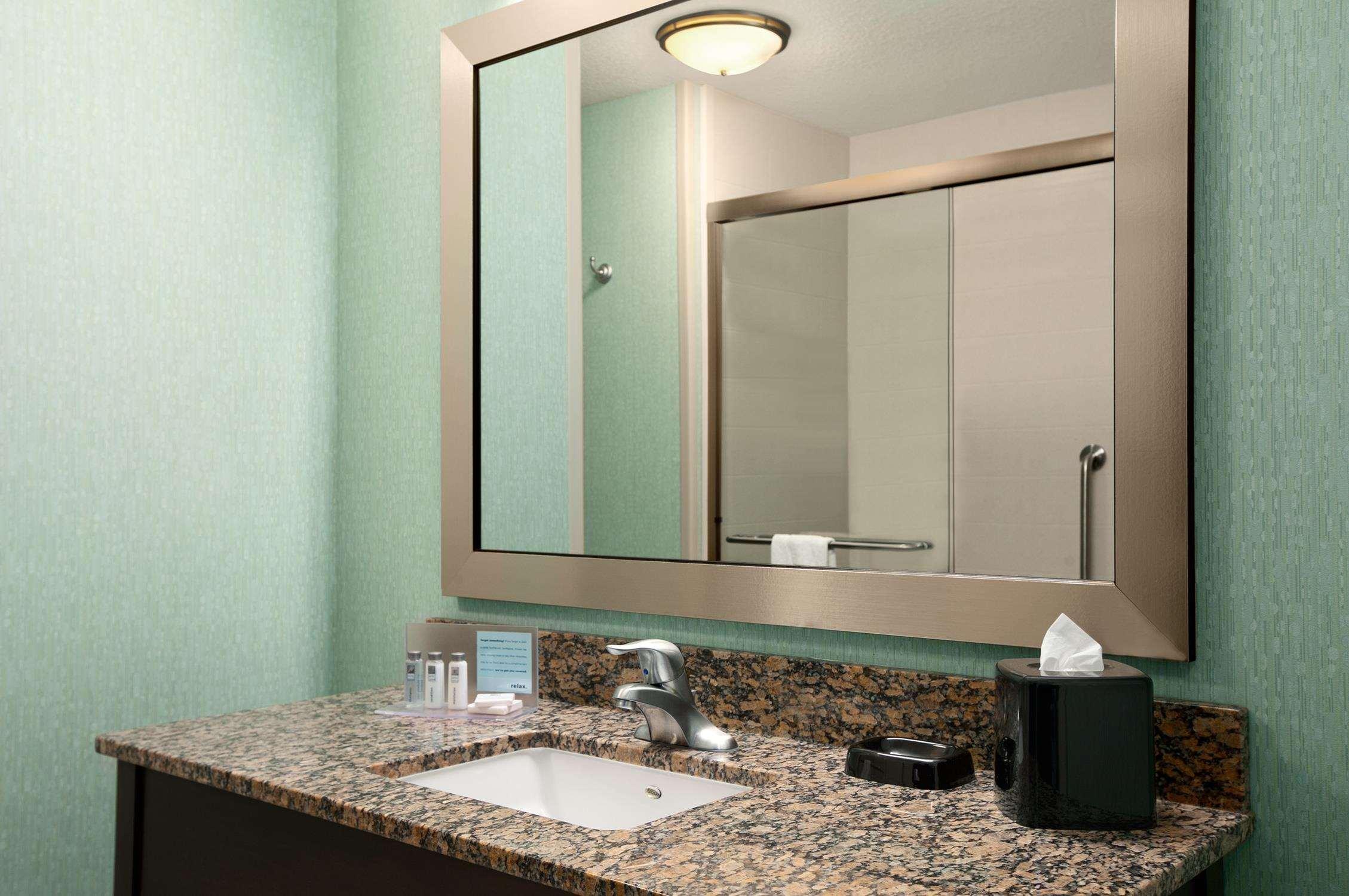 Hampton Inn Belton/Kansas City Екстериор снимка