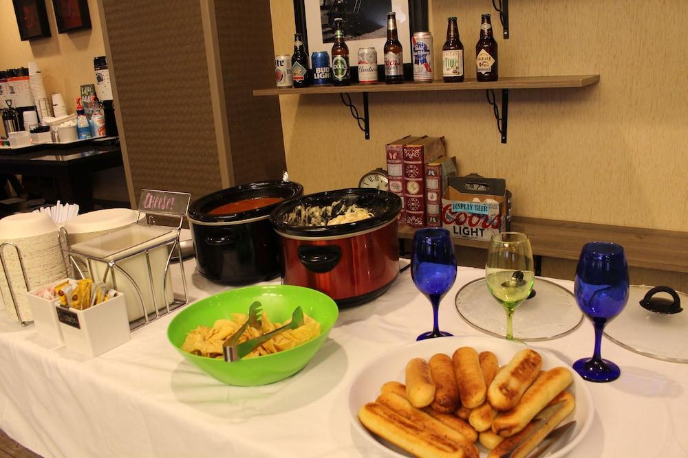 Hampton Inn Belton/Kansas City Екстериор снимка